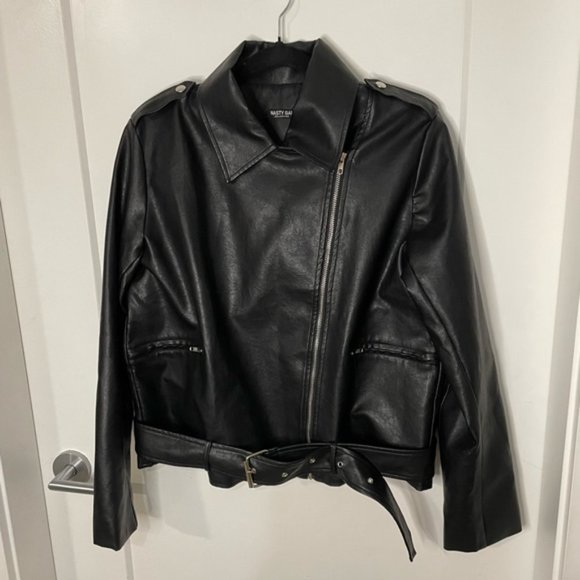 Nasty Gal Faux Leather Biker Jacket Black With Belt Size 4 NWOT - Picture 2 of 11